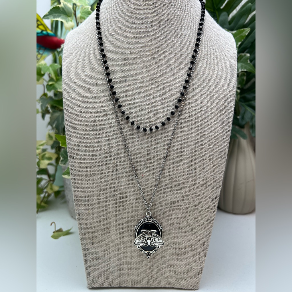 Elegant Gothic Layered Necklace - Stylish Delicate Moth Necklace 29$